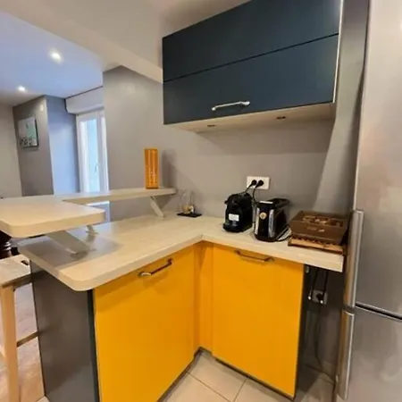 Apartment Le Grenier A Sel - Reims